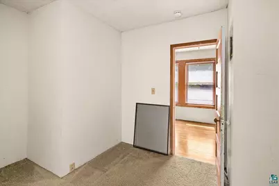720 N 23rd Ave W, Duluth, MN 55806 - Photo 15