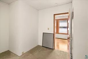 720 N 23rd Ave W, Duluth, MN 55806 - Photo 15