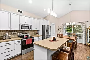 5286 Twin Pines St, Hermantown, MN 55811 - Photo 7