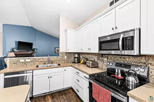 5286 Twin Pines St, Hermantown, MN 55811 - Photo 11