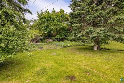 25 St. Paul Ave, Duluth, MN 55803 - Photo 21