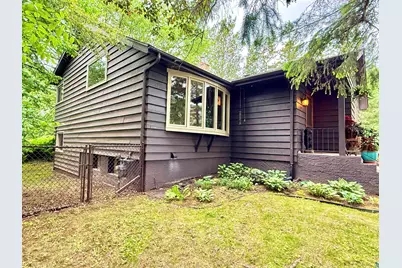 1811 Columbus Ave, Duluth, MN 55803 - Photo 3
