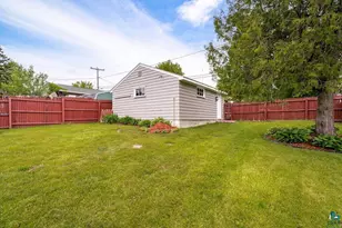 5211 Oneida St, Duluth, MN 55804 - Photo 31