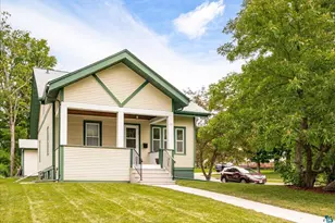131 E Winona St, Duluth, MN 55803 - Photo 3