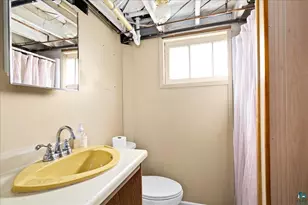 131 E Winona St, Duluth, MN 55803 - Photo 31