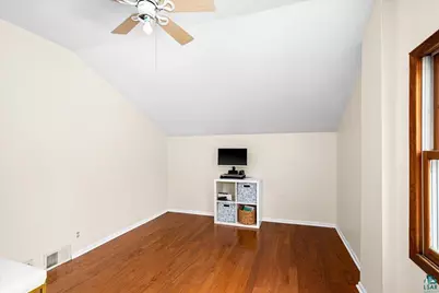 131 E Winona St, Duluth, MN 55803 - Photo 25