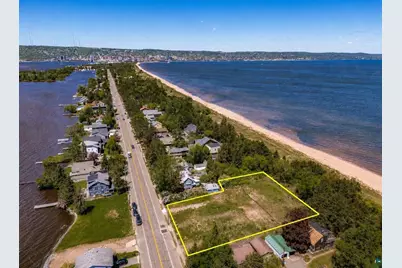 29Xx S Lake Ave, Duluth, MN 55802 - Photo 1
