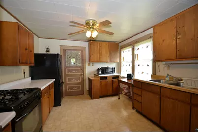 4011 W 9th St, Duluth, MN 55807 - Photo 13