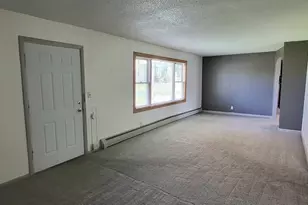 56 E 2nd St, Superior, MN 54880 - Photo 9