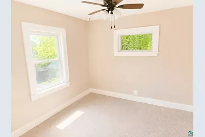 829 Dickerman Ave, Duluth, MN 55807 - Photo 13