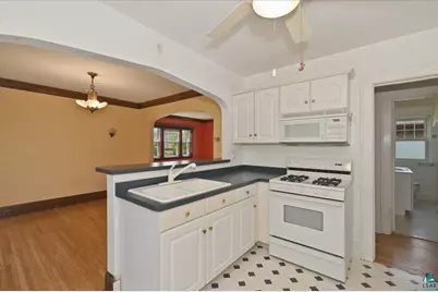 4505 W 7th St, Duluth, MN 55807 - Photo 9