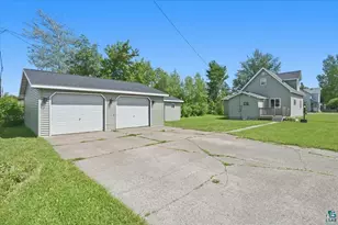 2623 N 22nd St, Superior, WI 54880 - Photo 21