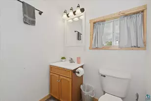 2623 N 22nd St, Superior, WI 54880 - Photo 11