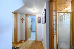 204 W 1st Ave, Keewatin, MN 55753 - Photo 11