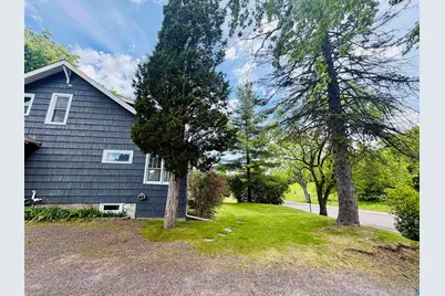 215 Park Ave, Cloquet, MN 55720 - Photo 5