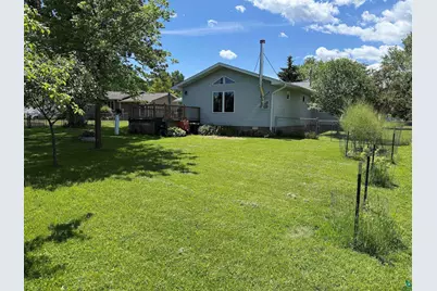 1512 10th Ave W, Ashland, WI 54806 - Photo 3