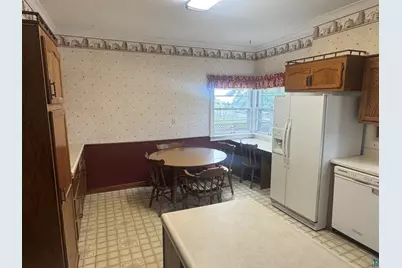 402 10th Ave, Two Harbors, MN 55616 - Photo 13