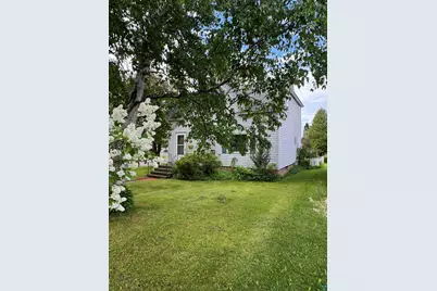 402 10th Ave, Two Harbors, MN 55616 - Photo 3