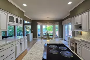 4875 Lakeway Dr, Duluth, MN 55811 - Photo 9