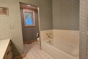 4875 Lakeway Dr, Duluth, MN 55811 - Photo 23