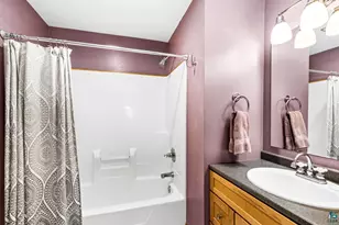 2723 Jefferson St, Duluth, MN 55812 - Photo 17
