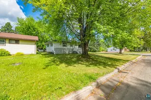 301 S 2nd St W, Aurora, MN 55708 - Photo 33