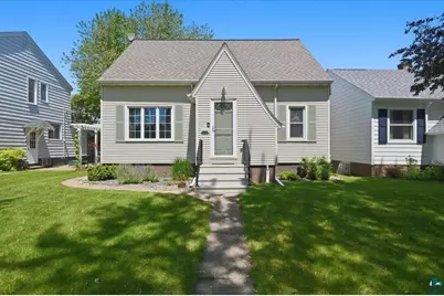 915 N 22nd St, Superior, WI 54880 - Photo 1