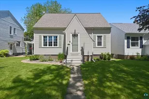 915 N 22nd St, Superior, WI 54880 - Photo 1