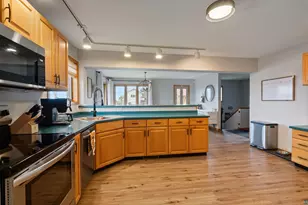 324 Hawkins St, Duluth, MN 55811 - Photo 7