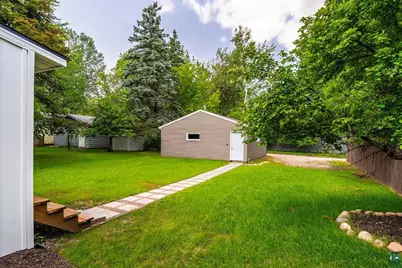 4217 Peabody St, Duluth, MN 55804 - Photo 43