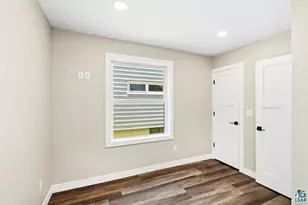 4217 Peabody St, Duluth, MN 55804 - Photo 19