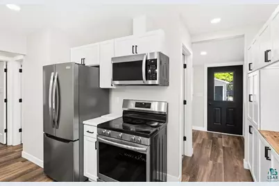 4217 Peabody St, Duluth, MN 55804 - Photo 9