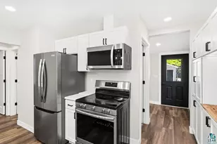 4217 Peabody St, Duluth, MN 55804 - Photo 9