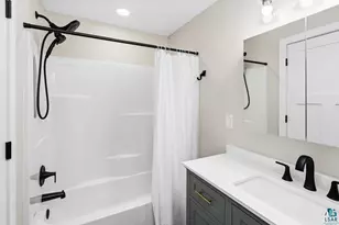 4217 Peabody St, Duluth, MN 55804 - Photo 13