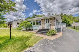 2113 Hutchinson Rd, Duluth, MN 55811 - Photo 1