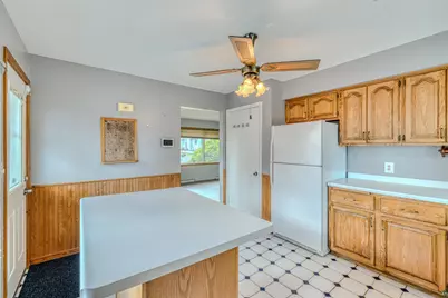 2113 Hutchinson Rd, Duluth, MN 55811 - Photo 9