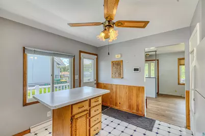 2113 Hutchinson Rd, Duluth, MN 55811 - Photo 7