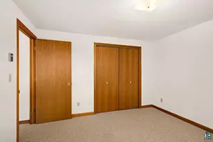 2410 Harvey St, Duluth, MN 55811 - Photo 23