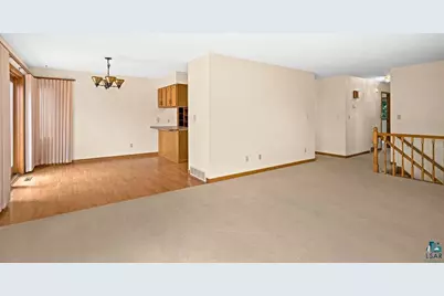 2410 Harvey St, Duluth, MN 55811 - Photo 9