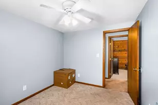219 Osakis St, Duluth, MN 55803 - Photo 33