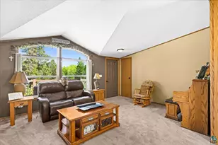 809 Scenic Dr, Two Harbors, MN 55616 - Photo 3
