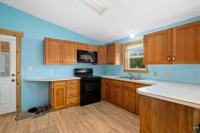 184 Scenic Dr, Knife River, MN 55609 - Photo 3