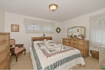 3801 E 4th St, Duluth, MN 55804 - Photo 9