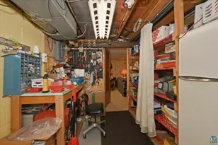 3801 E 4th St, Duluth, MN 55804 - Photo 21