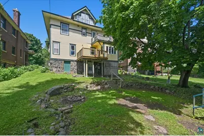 1818 E 3rd St, Duluth, MN 55812 - Photo 3