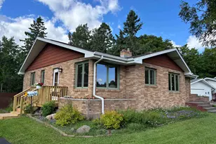 827 Almac Dr, Proctor, MN 55810 - Photo 1