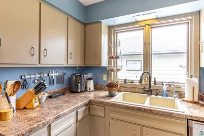 214 W Chapman St, Ely, MN 55731 - Photo 15