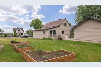 214 W Chapman St, Ely, MN 55731 - Photo 85