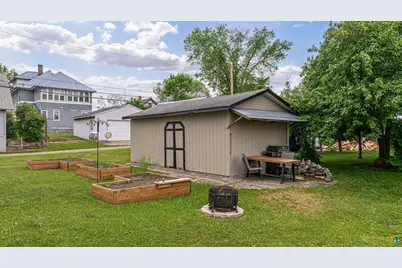 214 W Chapman St, Ely, MN 55731 - Photo 83