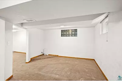 177 W Austin St, Duluth, MN 55803 - Photo 31